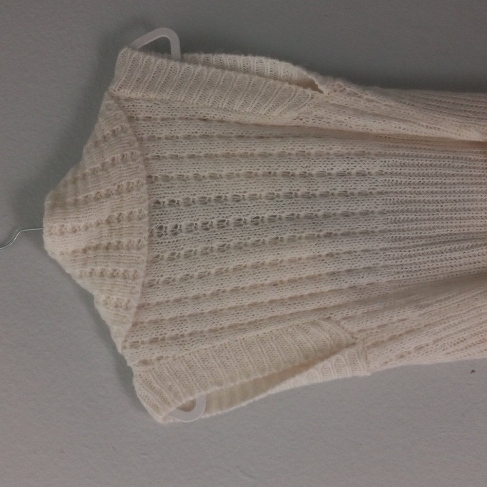 Vest - Picture 5 of 5